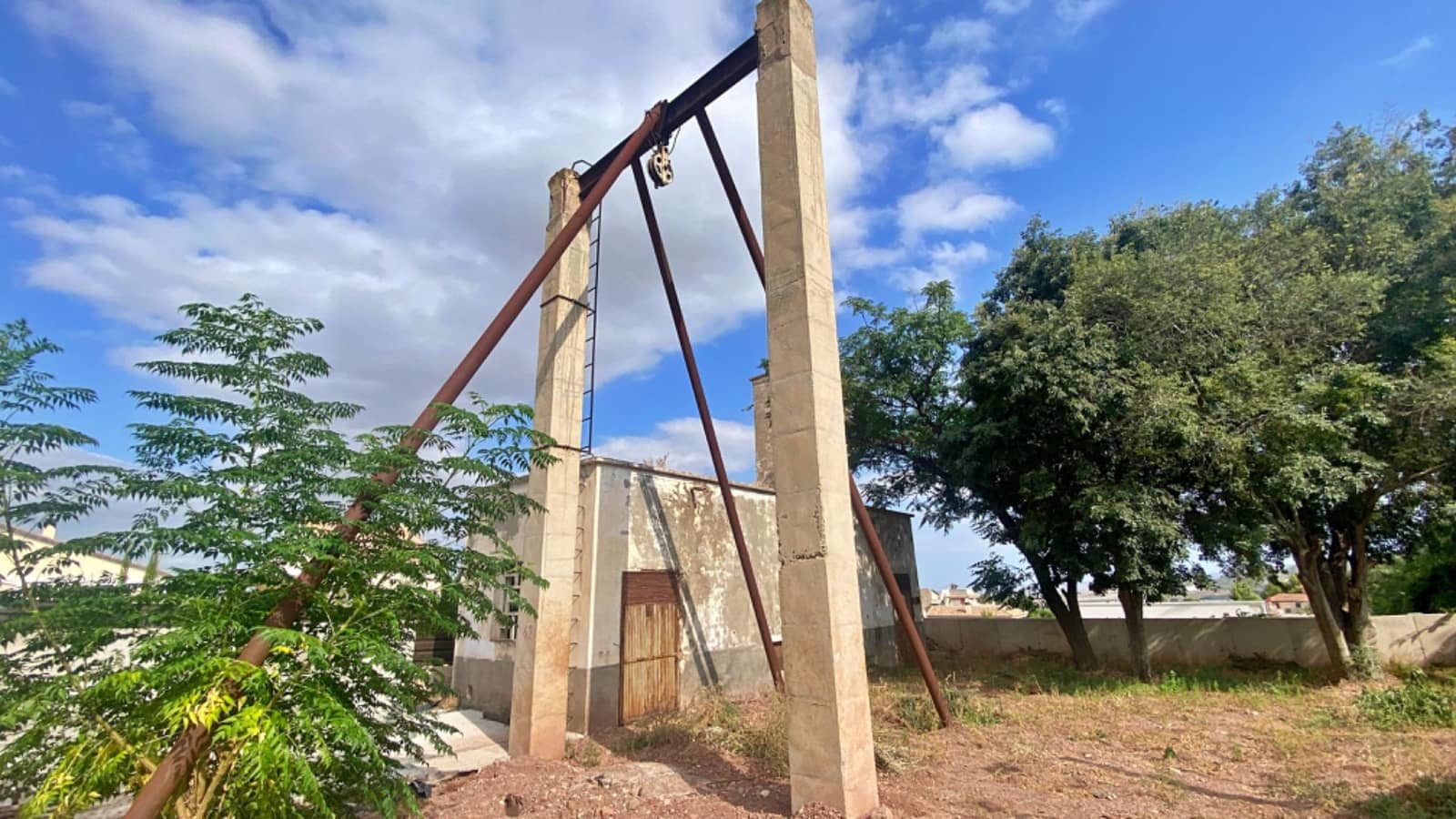 Finca/Hus på landet till salu i Totana - 130 000 € (Ref: 9902425)