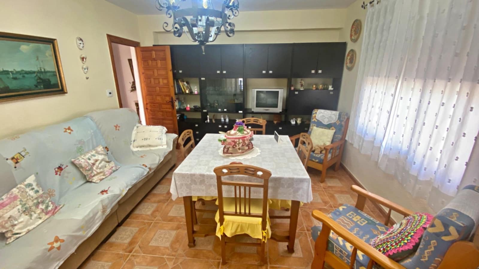 4 bedroom Villa for sale in Aledo with pool - € 270,000 (Ref: 9913261)