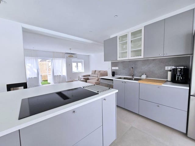 Chalet de 5 habitaciones en Playa Honda, Cartagena en venta con piscina - 1.400.000 € (Ref: 9965356)