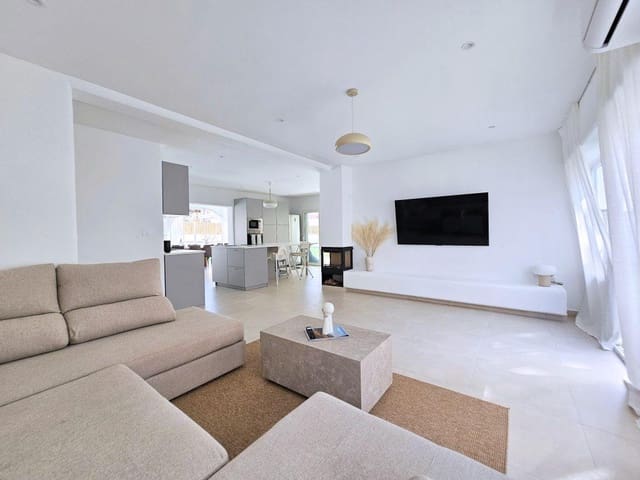 Chalet de 5 habitaciones en Playa Honda, Cartagena en venta con piscina - 1.400.000 € (Ref: 9965356)