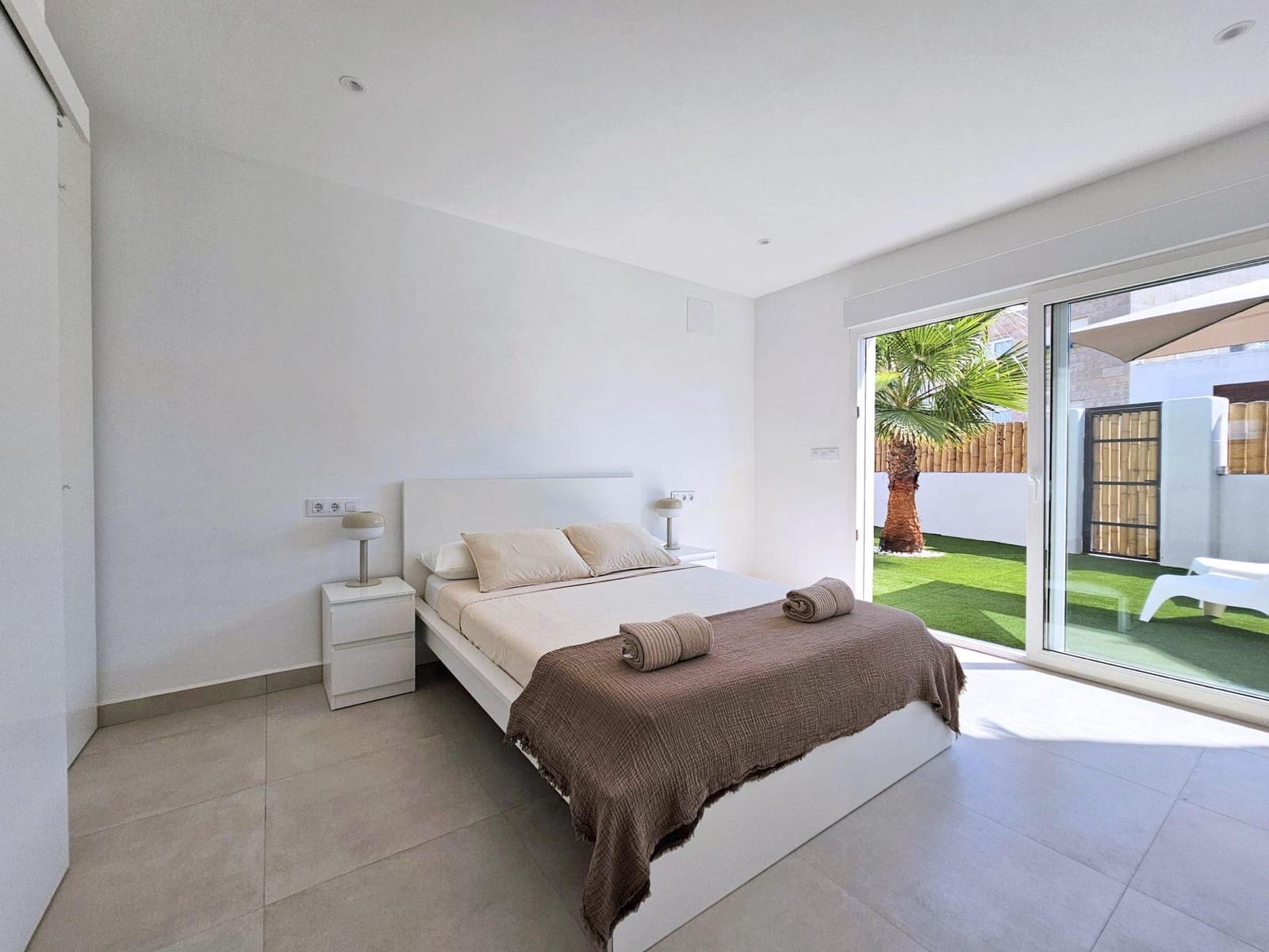 Chalet de 5 habitaciones en Playa Honda en venta con piscina - 1.400.000 € (Ref: 9965356)