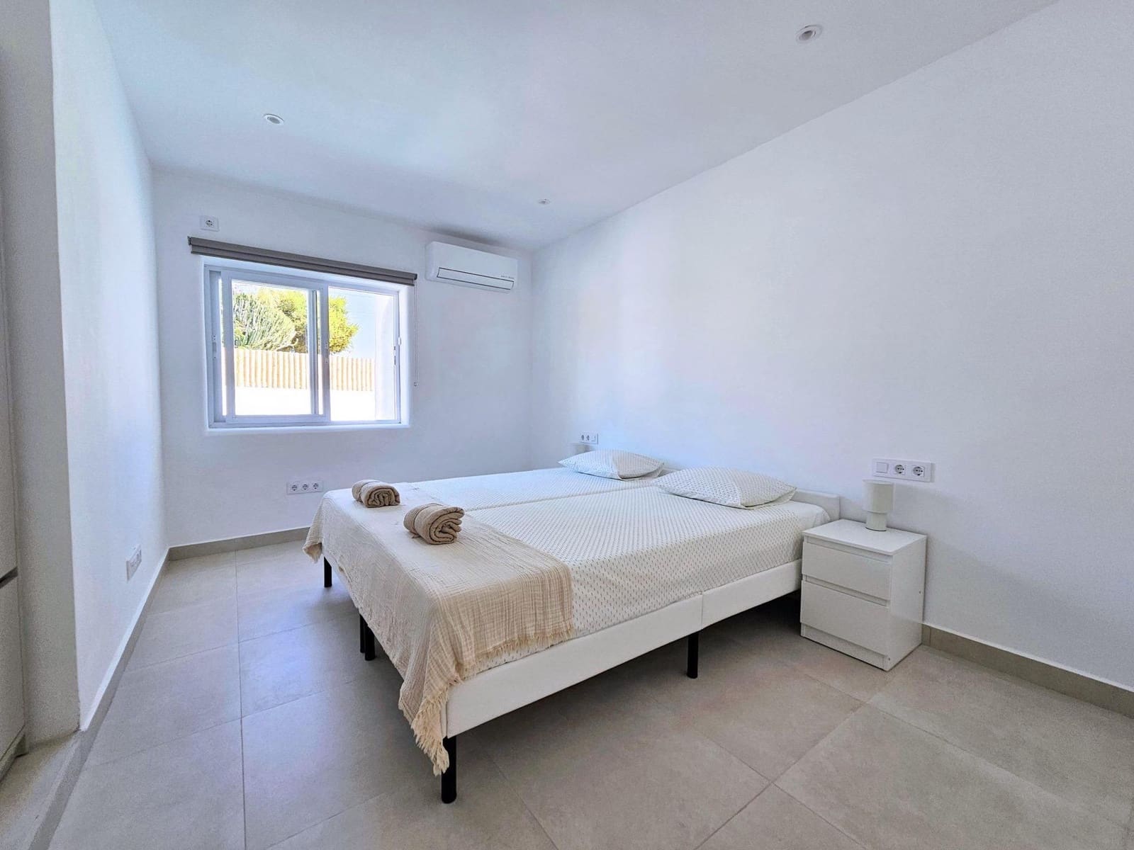Chalet de 5 habitaciones en Playa Honda en venta con piscina - 1.400.000 € (Ref: 9965356)