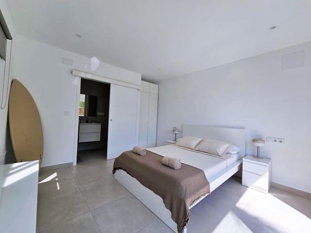 Chalet de 5 habitaciones en Playa Honda, Cartagena en venta con piscina - 1.400.000 € (Ref: 9965356)