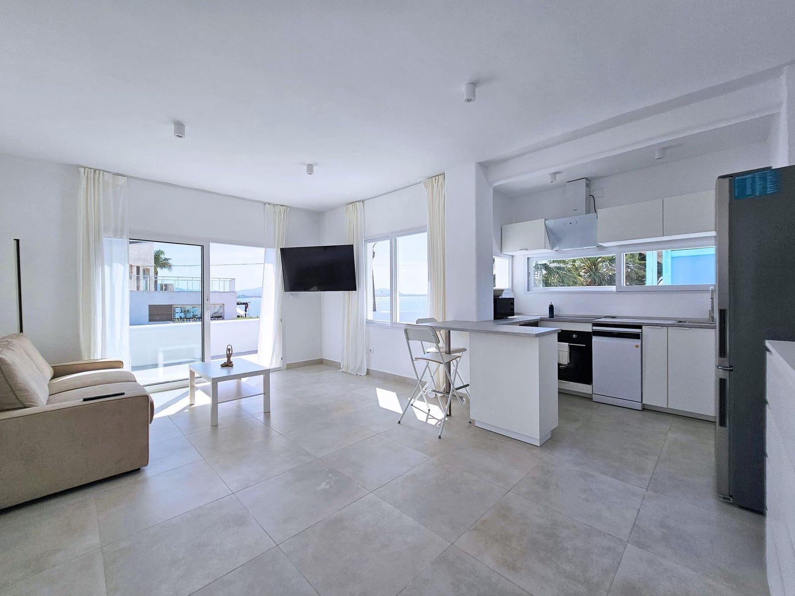 Chalet de 5 habitaciones en Playa Honda en venta con piscina - 1.400.000 € (Ref: 9965356)