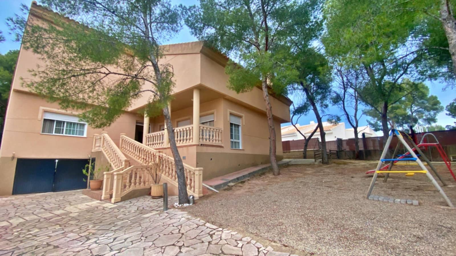 5 bedroom Villa for sale in Totana - € 398,000 (Ref: 9985046)
