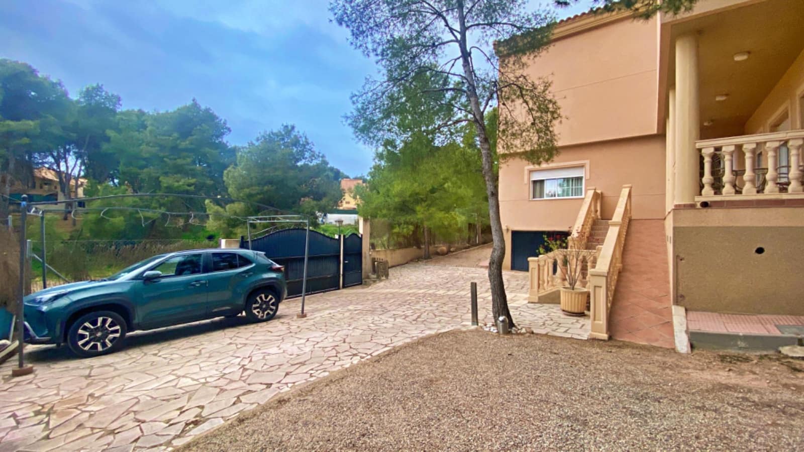 5 bedroom Villa for sale in Totana - € 398,000 (Ref: 9985046)