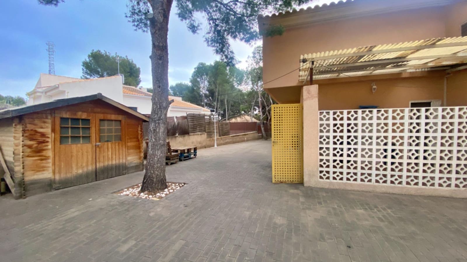 5 bedroom Villa for sale in Totana - € 398,000 (Ref: 9985046)
