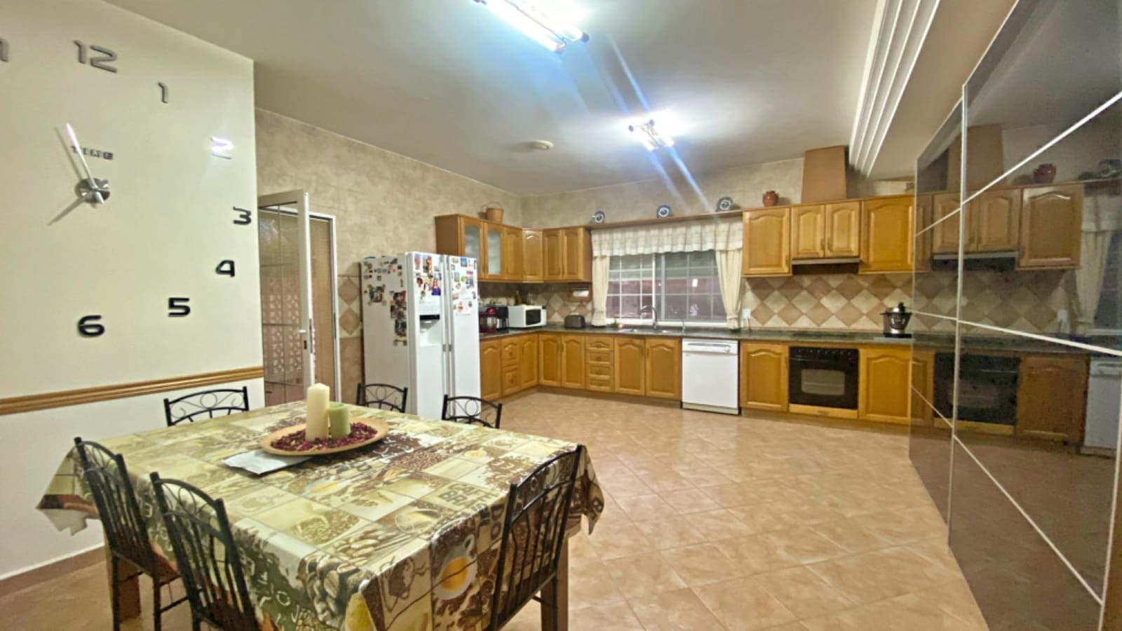 5 bedroom Villa for sale in Totana - € 398,000 (Ref: 9985046)