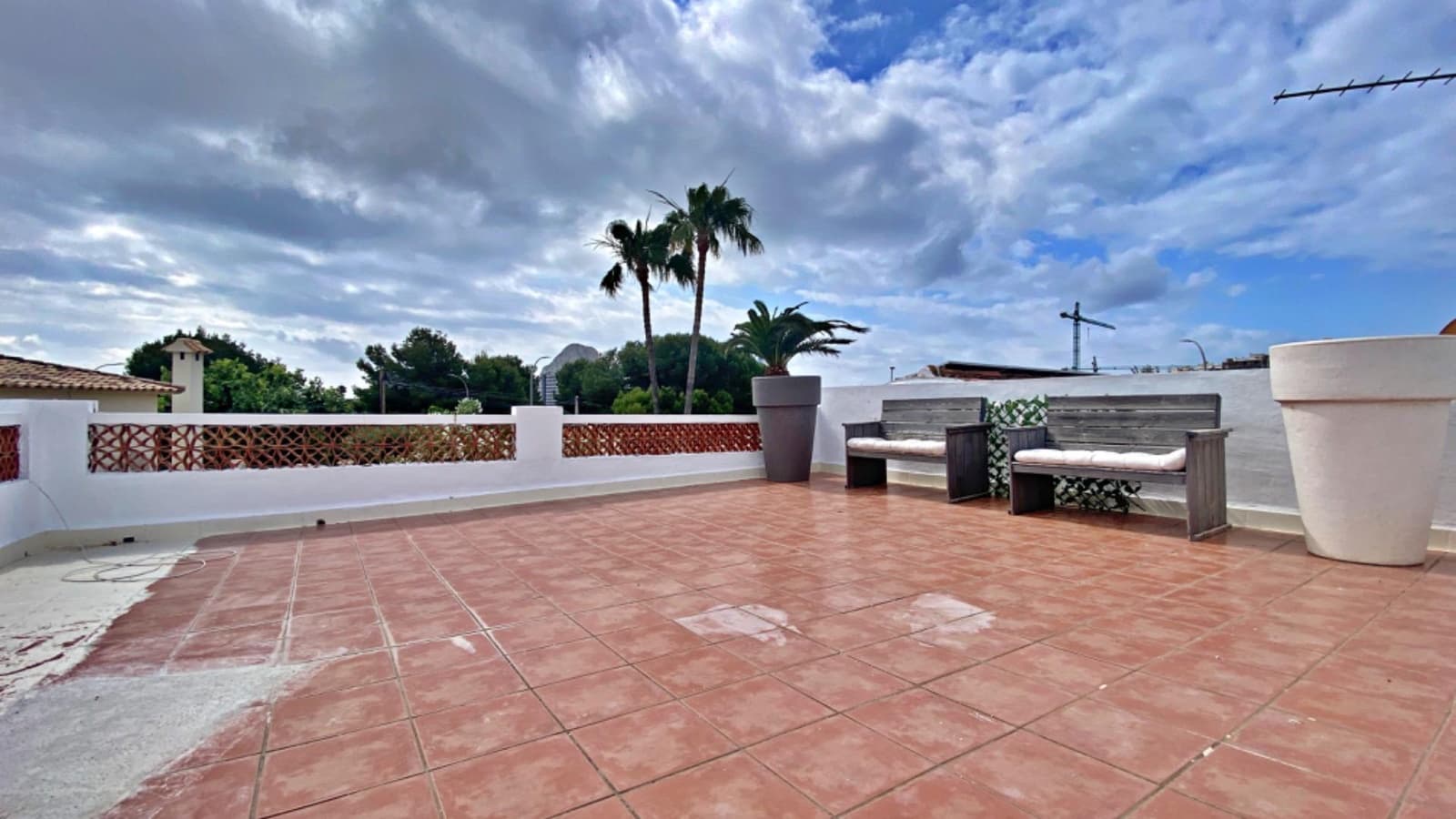 3 bedroom Villa for sale in Calpe / Calp with pool garage - € 749,000 (Ref: 9998875)