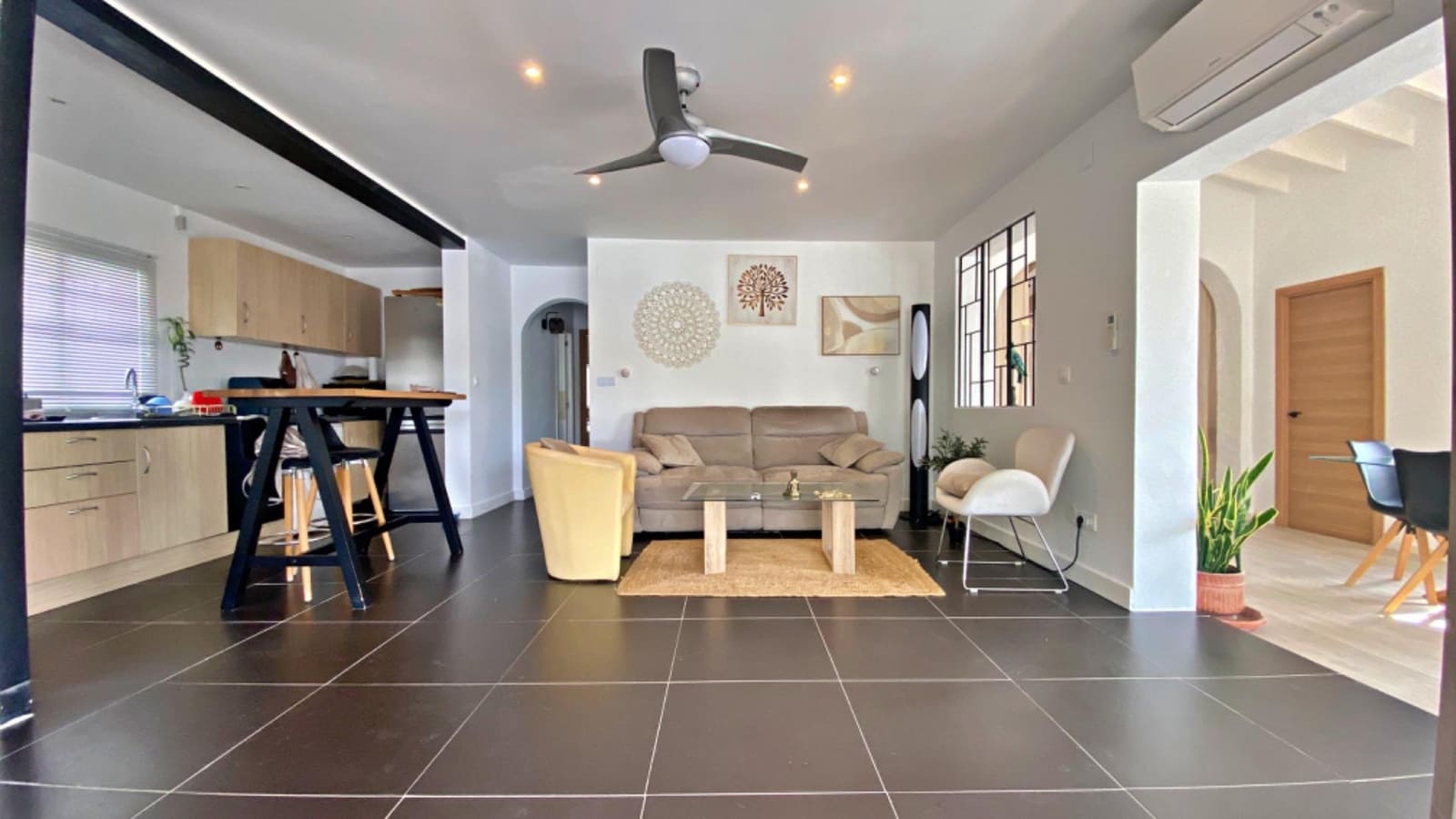 3 bedroom Villa for sale in Calpe / Calp with pool garage - € 749,000 (Ref: 9998875)