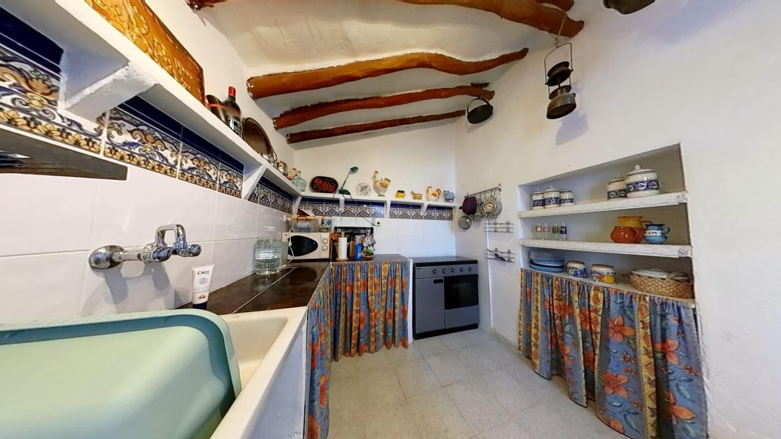 5 sypialnia Finka/Dom wiejski na sprzedaż w Castell de Ferro z garażem - 165 000 € (Ref: 9283973)