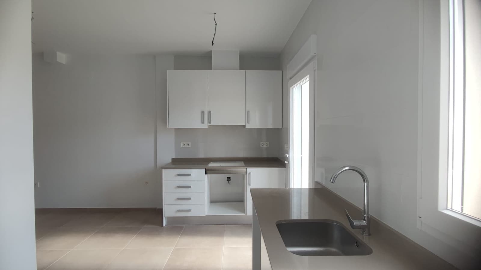 3 sypialnia Dom blizniak na sprzedaż w Pilar de la Horadada z basenem garażem - 265 000 € (Ref: 9296199)