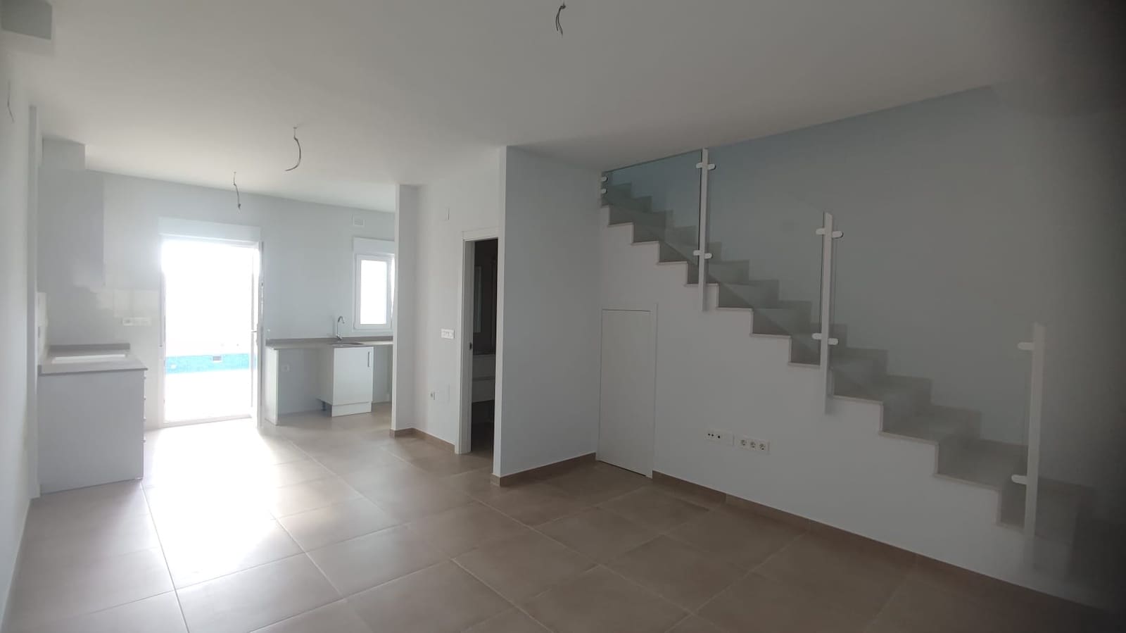 3 sypialnia Dom blizniak na sprzedaż w Pilar de la Horadada z basenem garażem - 265 000 € (Ref: 9296199)