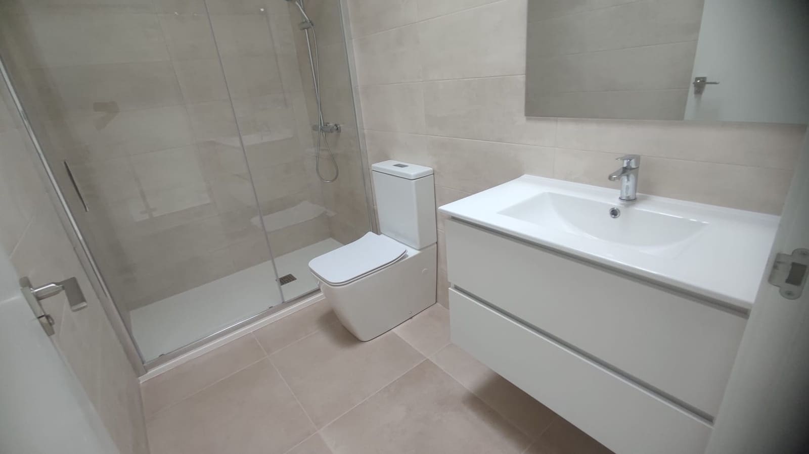 3 sypialnia Dom blizniak na sprzedaż w Pilar de la Horadada z basenem garażem - 265 000 € (Ref: 9296199)