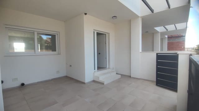 3 sypialnia Dom blizniak na sprzedaż w Pilar de la Horadada ciudad, Pilar de la Horadada z basenem garażem - 265 000 € (Ref: 9296199)