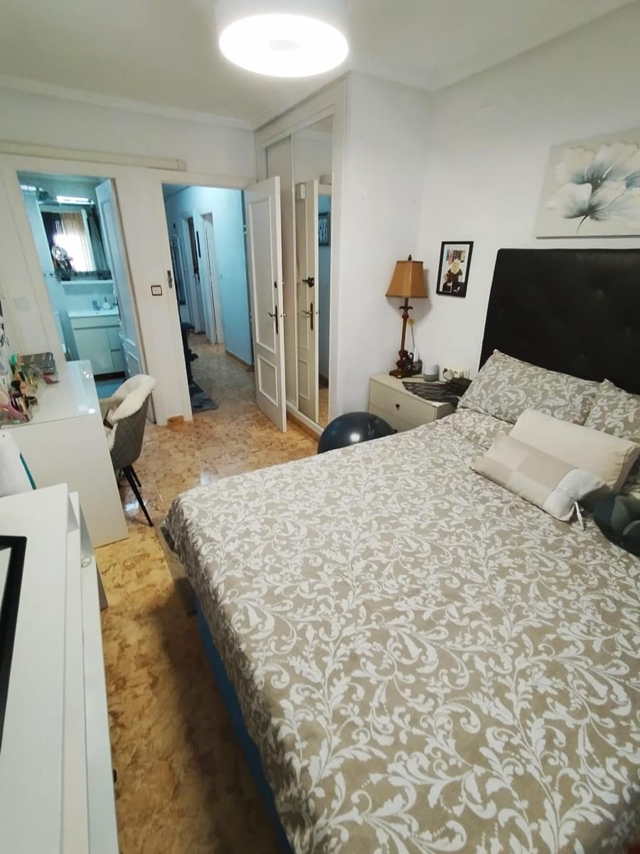 3 quarto Apartamento para venda em Torrevieja com piscina garagem - 184 000 € (Ref: 9313920)