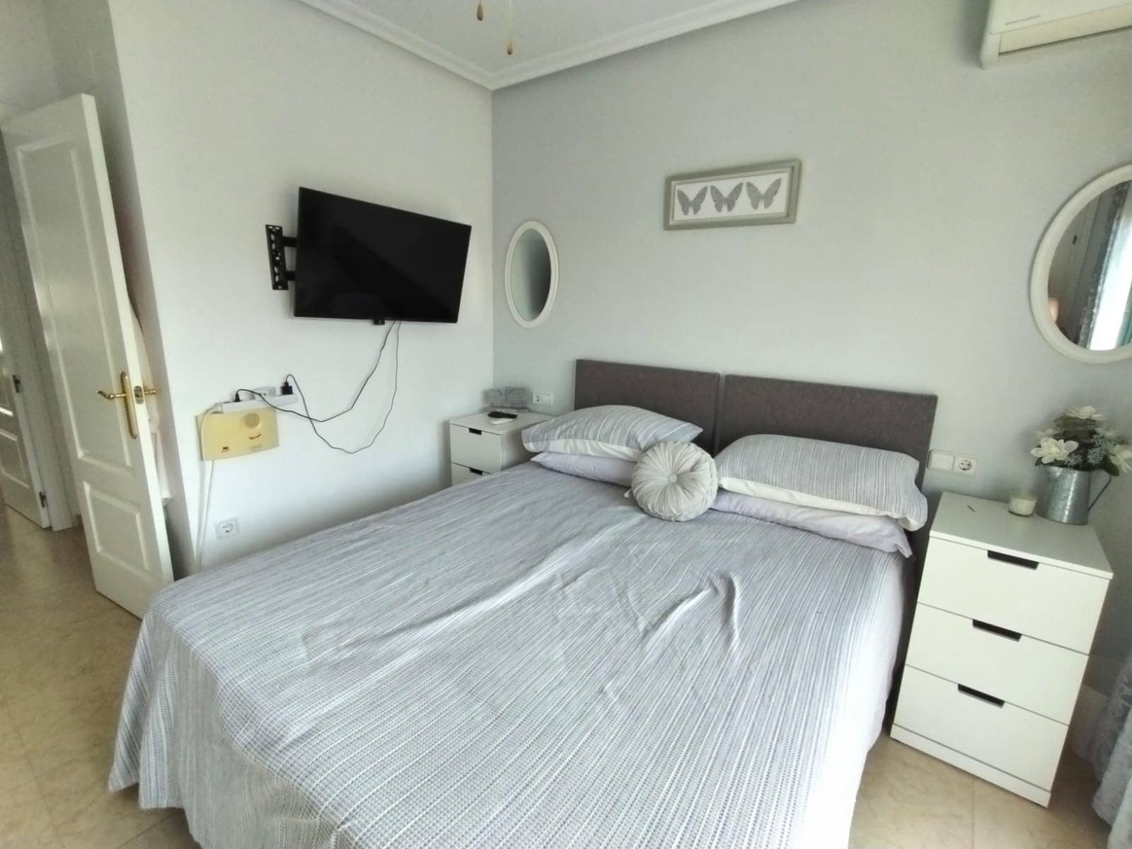 2 soverom Rekkehus til salgs i Orihuela Costa med svømmebasseng - € 189 999 (Ref: 9319647)