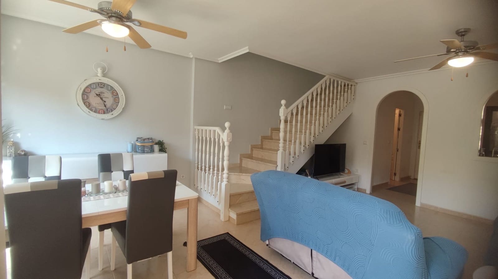 2 soverom Rekkehus til salgs i Orihuela Costa med svømmebasseng - € 189 999 (Ref: 9319647)