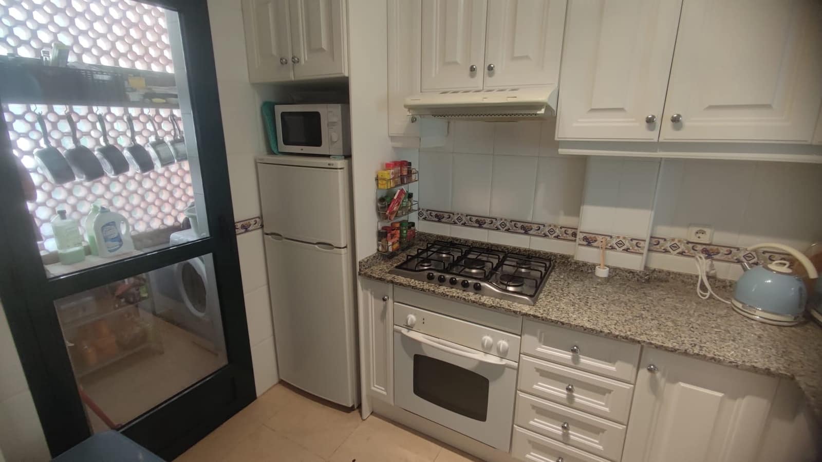 2 soverom Rekkehus til salgs i Orihuela Costa med svømmebasseng - € 189 999 (Ref: 9319647)