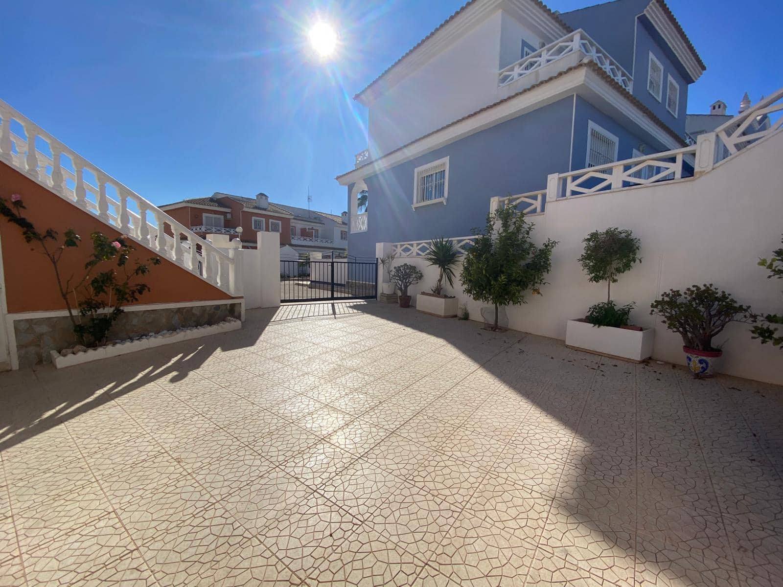 3 bedroom Semi-detached Villa for sale in Ciudad Quesada with pool garage - € 299,000 (Ref: 9379881)