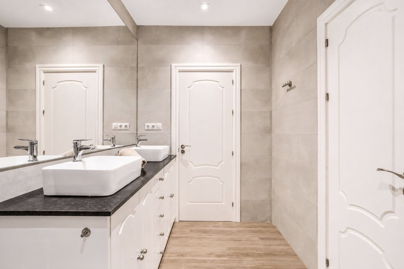 Chalet de 4 habitaciones en Marbella en venta con piscina garaje - 1.499.000 € (Ref: 10097514)