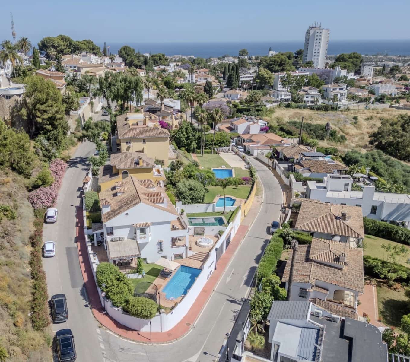 Chalet de 4 habitaciones en Marbella en venta con piscina garaje - 1.499.000 € (Ref: 10097514)