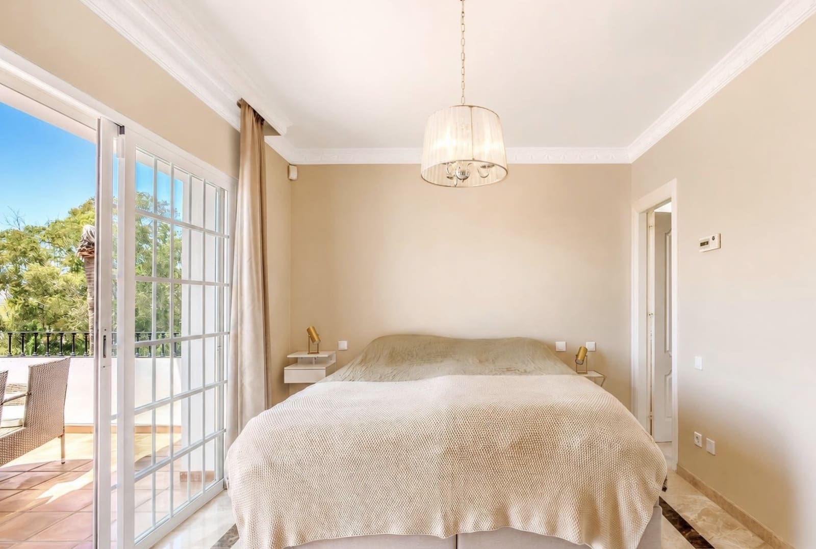 Chalet de 4 habitaciones en Marbella en venta con piscina garaje - 1.499.000 € (Ref: 10097514)