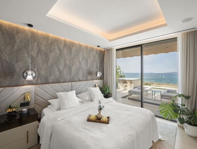 3 sovrum Takvåning till salu i Estepona med pool garage - 2 350 000 € (Ref: 10099648)