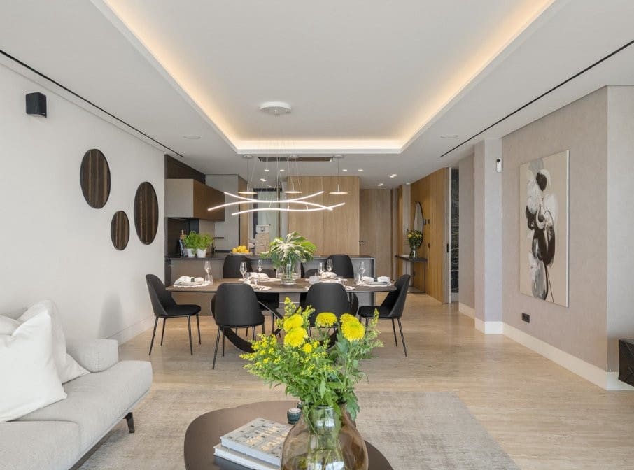 3 sovrum Takvåning till salu i Estepona med pool garage - 2 350 000 € (Ref: 10099648)