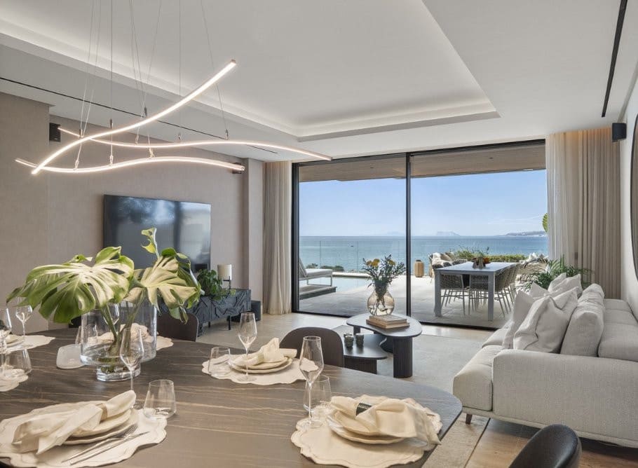 3 sovrum Takvåning till salu i Estepona med pool garage - 2 350 000 € (Ref: 10099648)