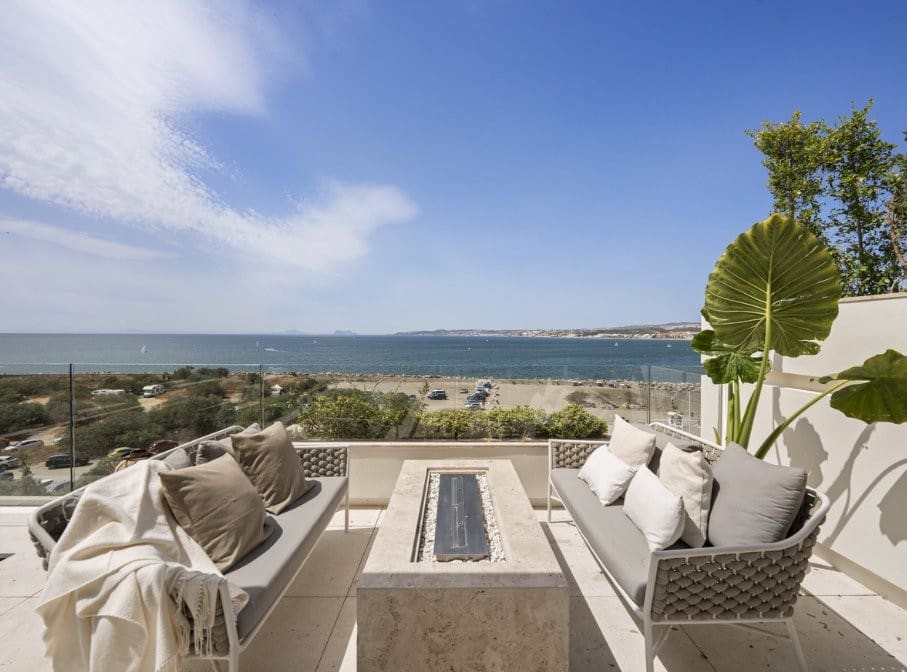 3 sovrum Takvåning till salu i Estepona med pool garage - 2 350 000 € (Ref: 10099648)