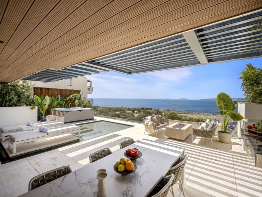3 sovrum Takvåning till salu i Estepona med pool garage - 2 350 000 € (Ref: 10099648)