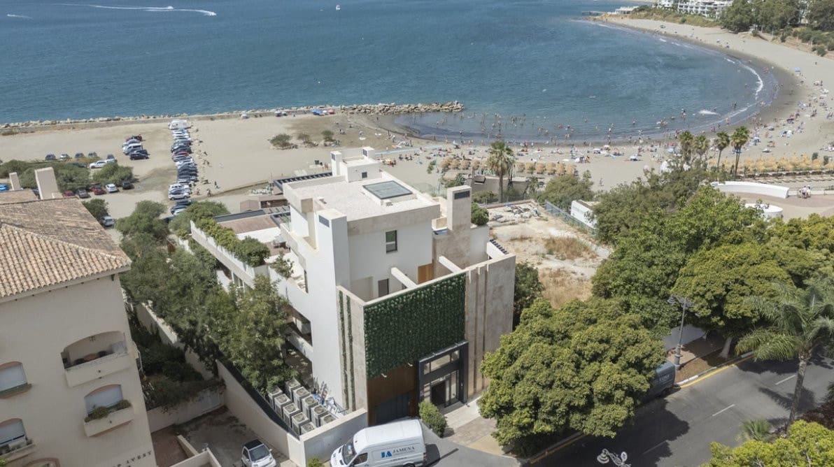 3 sovrum Takvåning till salu i Estepona med pool garage - 2 350 000 € (Ref: 10099648)