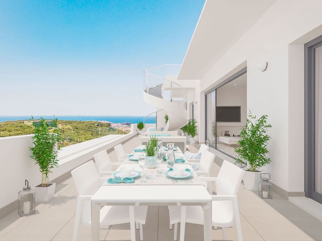 Apartamento de 2 habitaciones en Casares en venta con piscina garaje - 599.200 € (Ref: 10101815)