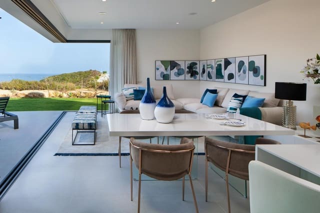 Apartamento de 2 habitaciones en Casares en venta con piscina garaje - 599.200 € (Ref: 10101815)
