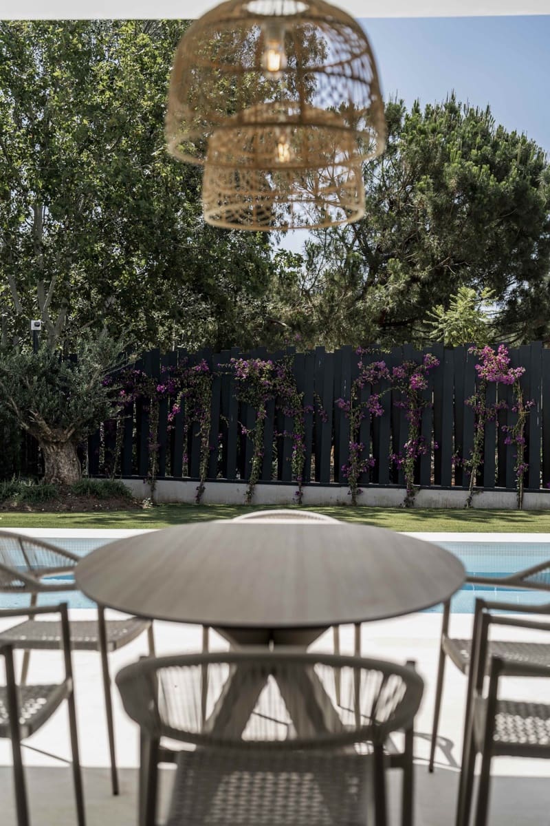 4 soveværelse Villa til salg i El Paraiso med swimmingpool garage - € 1.750.000 (Ref: 10101820)