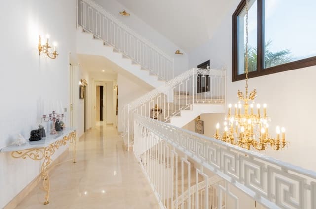 7 chambre Villa/Maison à vendre à Estepona avec piscine garage - 4 750 000 € (Ref: 10108986)