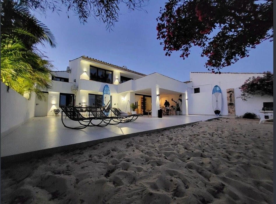 6 Zimmer Villa zu verkaufen in Estepona mit Pool Garage - 2.495.000 € (Ref: 10108989)