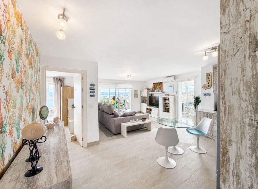 3 sovrum Lägenhet till salu i Torreguadiaro med garage - 565 000 € (Ref: 10108990)