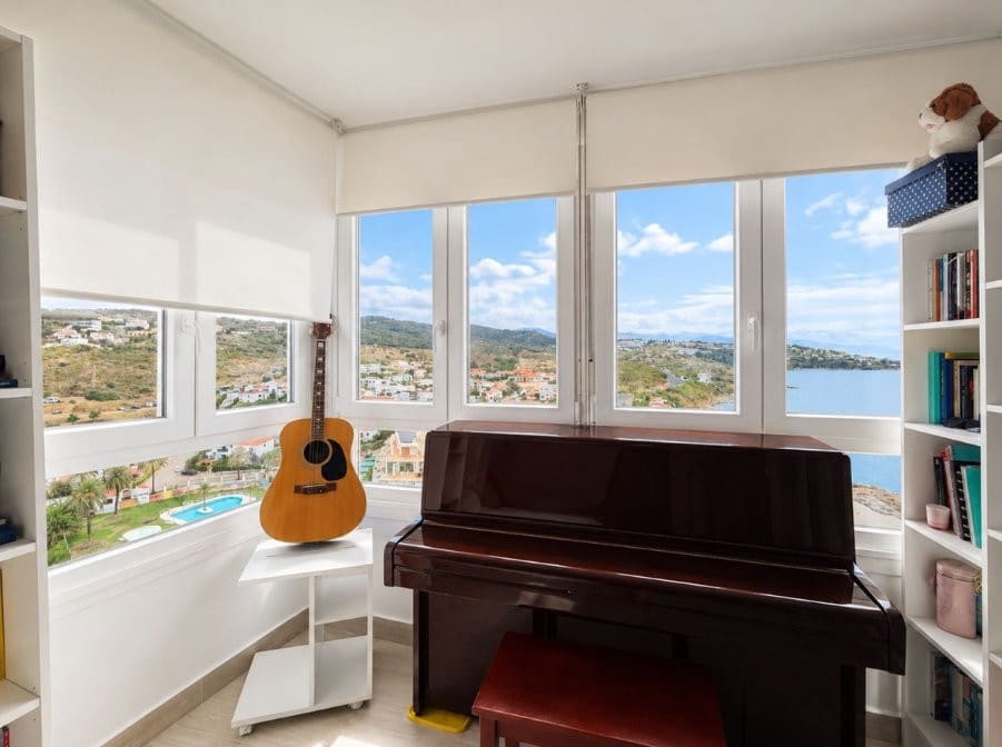 3 sovrum Lägenhet till salu i Torreguadiaro med garage - 565 000 € (Ref: 10108990)