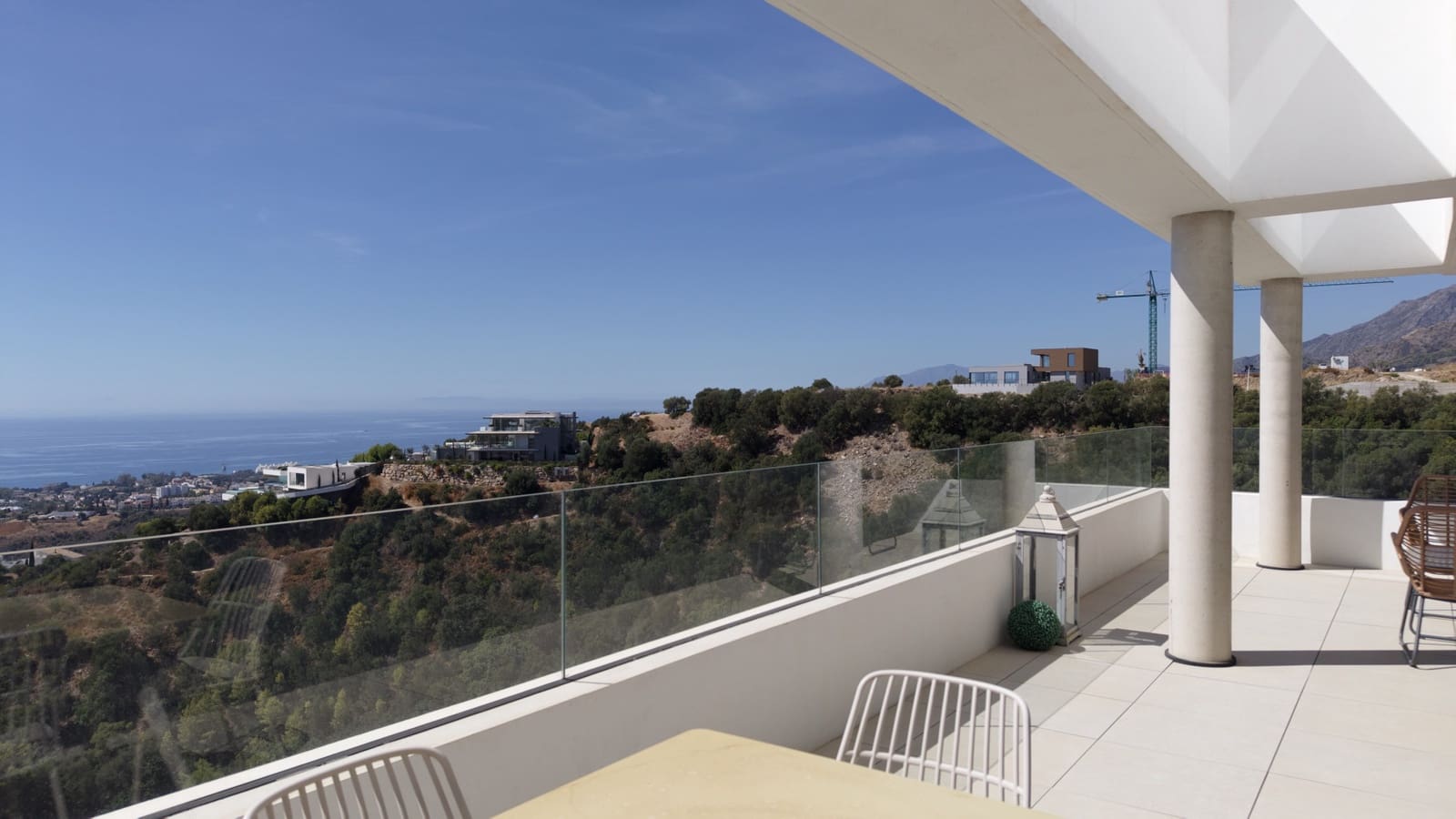 2 bedroom Apartment for sale in Marbella with pool garage - € 659,000 (Ref: 10108991)