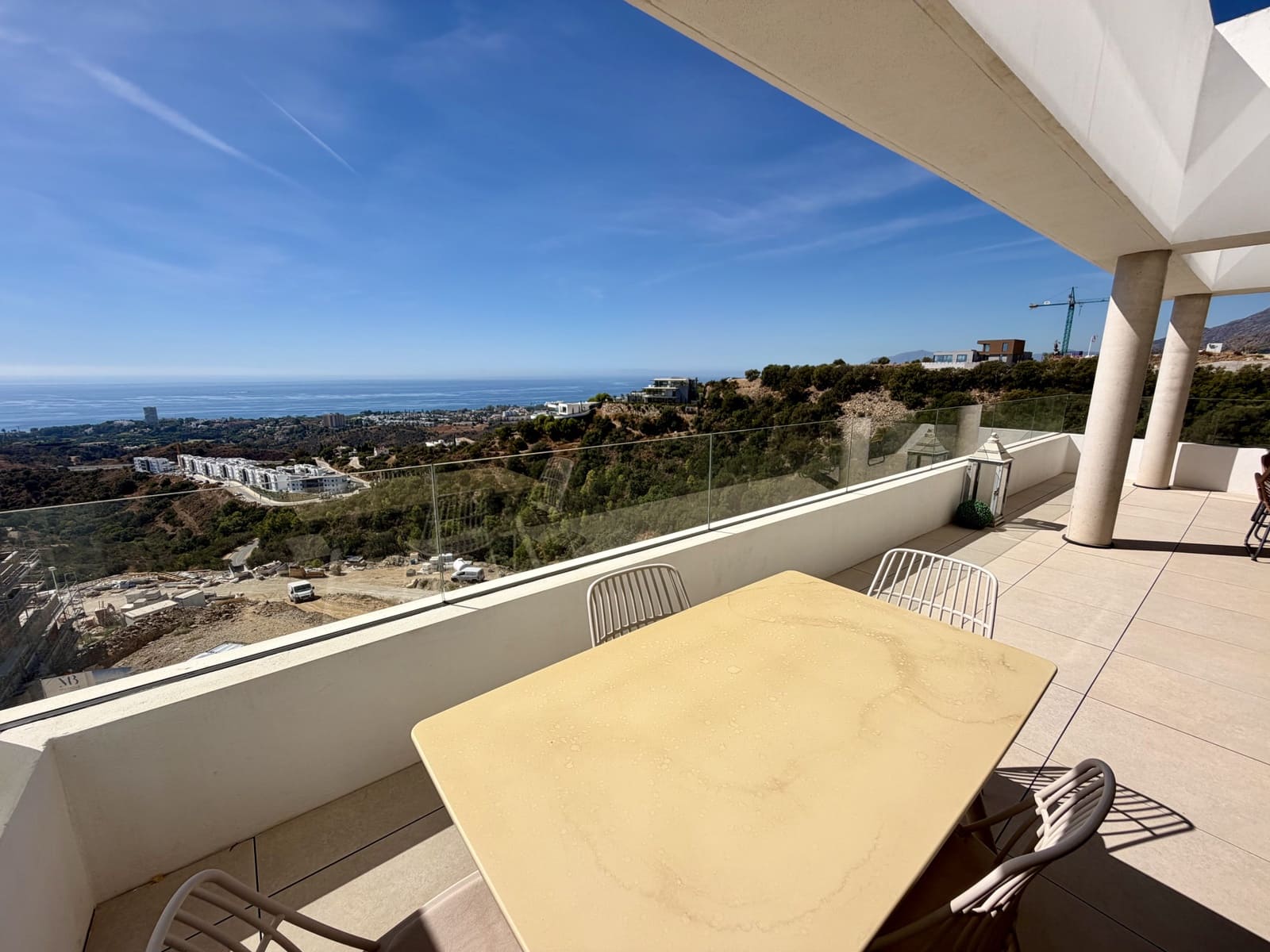 2 bedroom Apartment for sale in Marbella with pool garage - € 659,000 (Ref: 10108991)