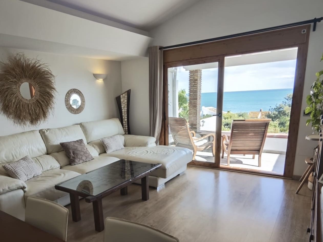 3 chambre Villa/Maison Semi-Mitoyenne à vendre à Bahia Dorada avec piscine garage - 599 000 € (Ref: 10148291)