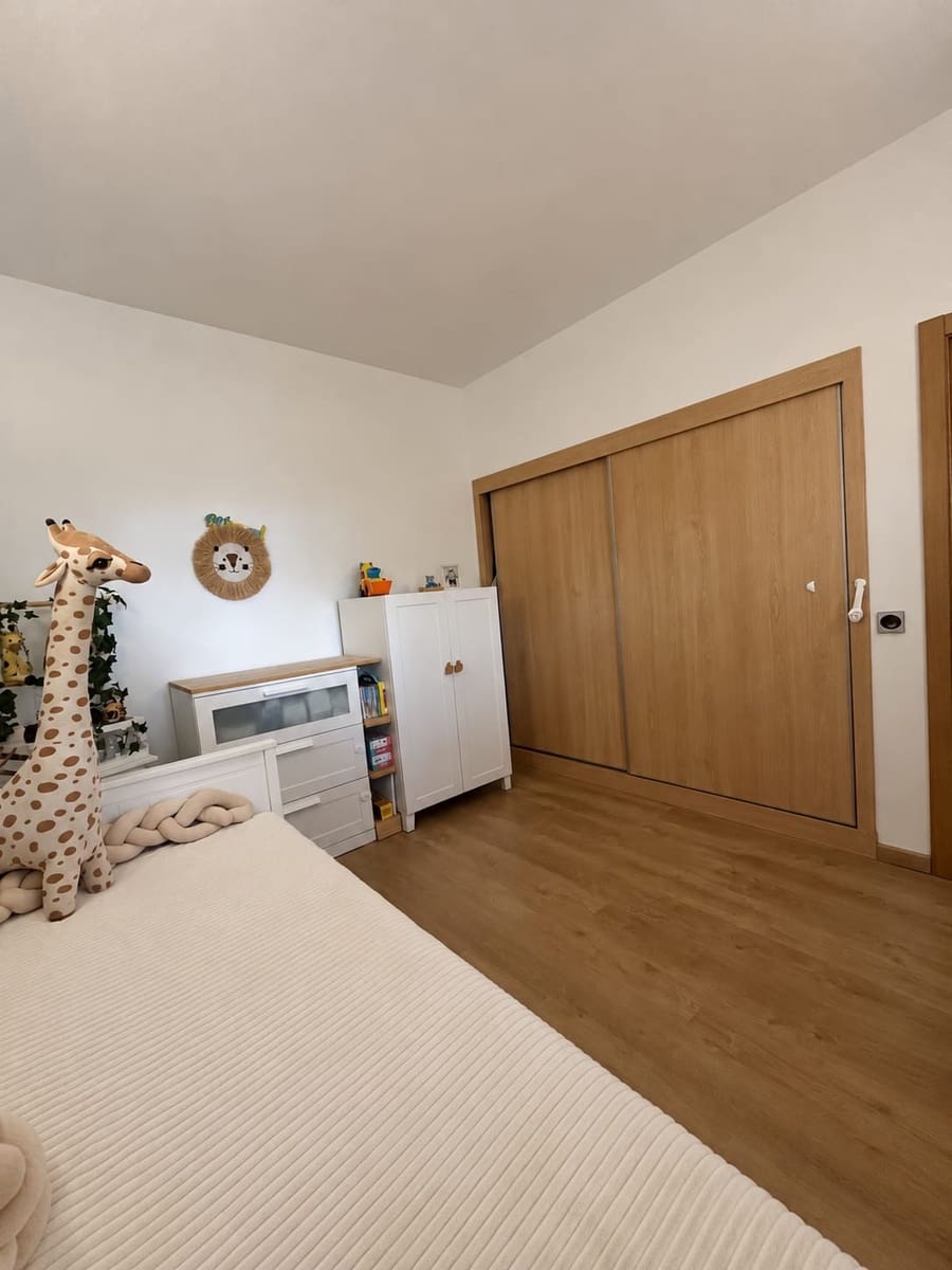 3 chambre Villa/Maison Semi-Mitoyenne à vendre à Bahia Dorada avec piscine garage - 599 000 € (Ref: 10148291)