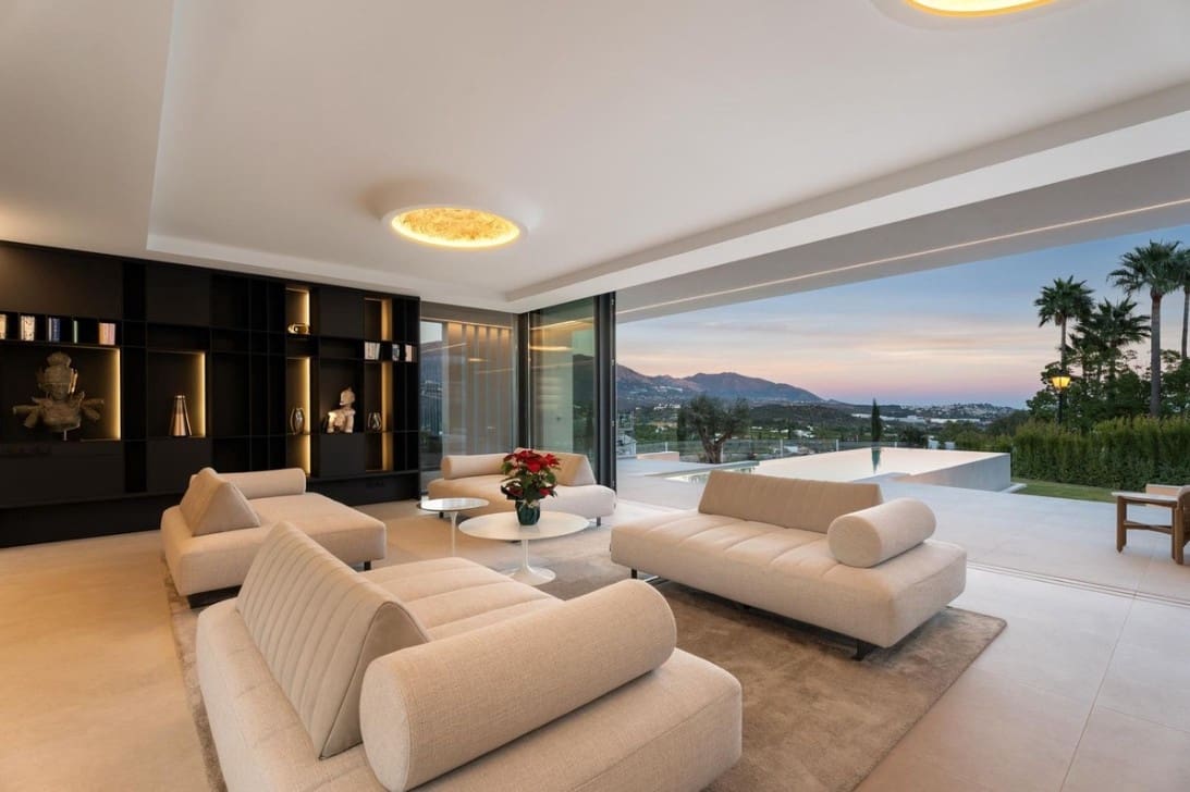 4 soveværelse Villa til salg i La Cala de Mijas med swimmingpool garage - € 2.795.000 (Ref: 10182480)
