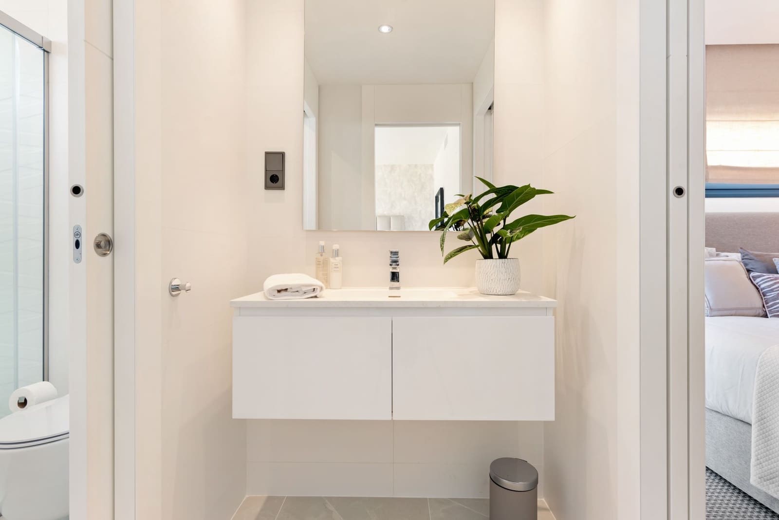 5 sypialnia Willa na sprzedaż w Puerto Banus z basenem garażem - 2 395 000 € (Ref: 9292269)