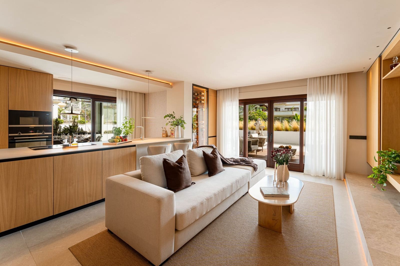 3 slaapkamer Penthouse te koop in Golden Mile met zwembad garage - € 2.395.000 (Ref: 9292270)