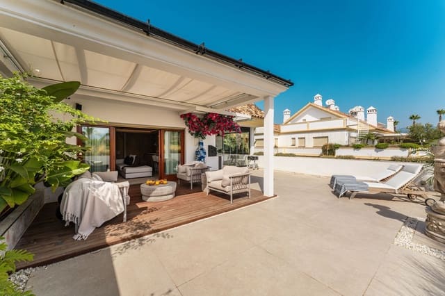 Ático de 3 habitaciones en Golden Mile, Marbella en venta con piscina garaje - 2.395.000 € (Ref: 9292270)
