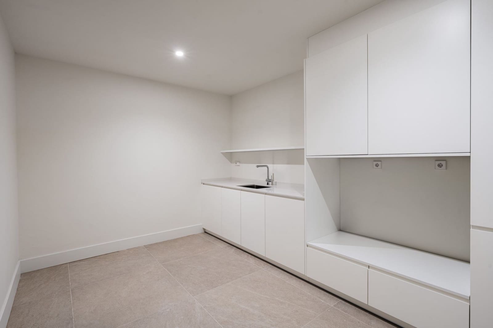 4 sovrum Villa till salu i Estepona med pool garage - 3 000 000 € (Ref: 9292271)