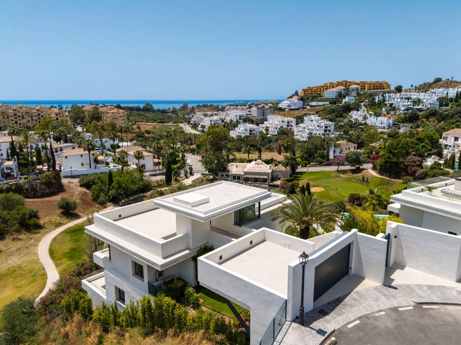 4 sovrum Villa till salu i Estepona med pool garage - 3 000 000 € (Ref: 9292271)